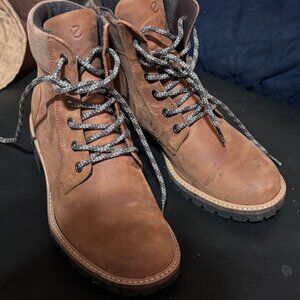 ECCO Womens Nubuck Boots